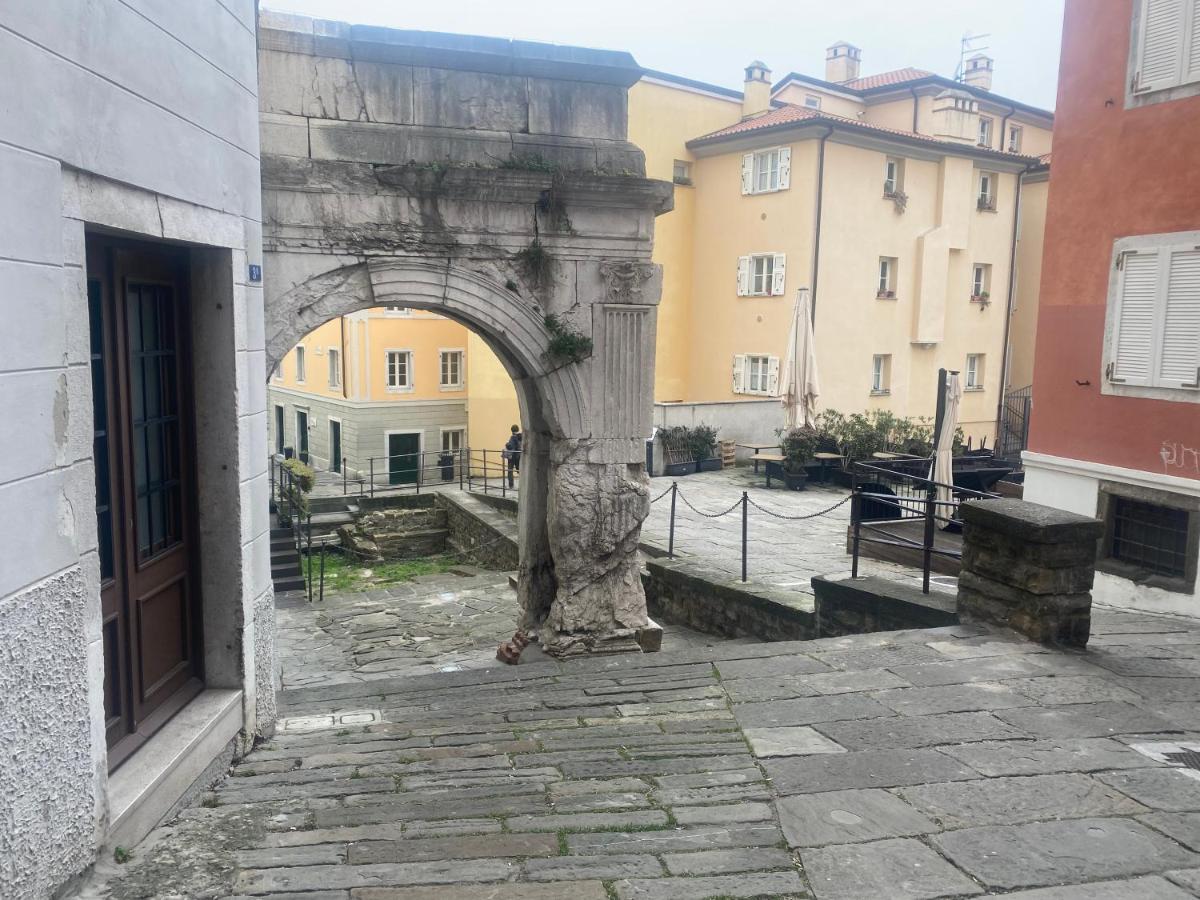 Villa Richard'S Bow House Triest Exterior foto